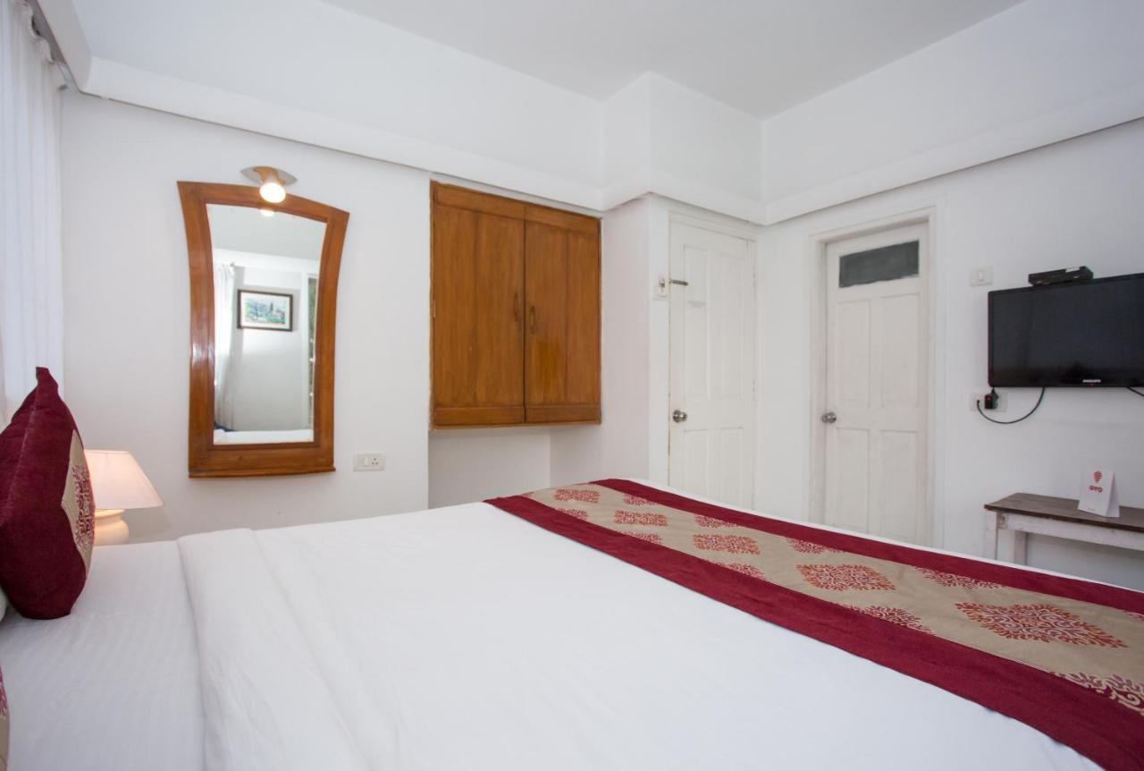 Oyo Flagship Hotel Silver Nest Панчгани Екстериор снимка